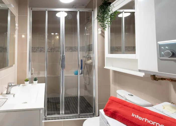 Arverna By Interhome 比亚里茨